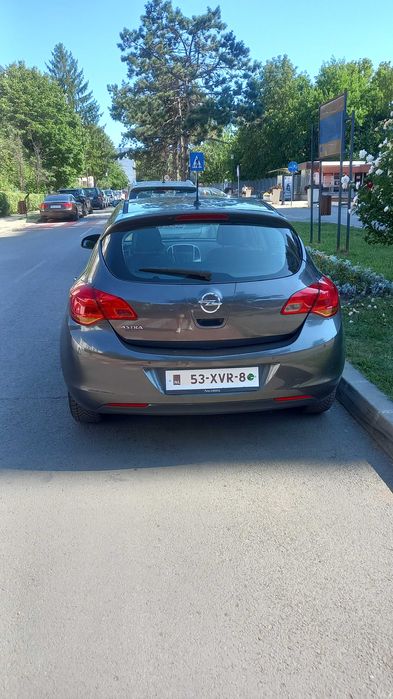Opel Astra J an 2011