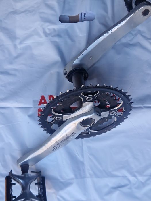 Продавам 4 комплекта МТБ курбели