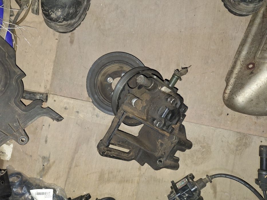 Продам навесное на двигатель G 4JP