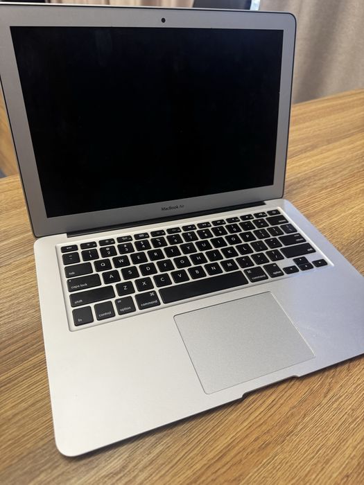 MacBook Air 13” | 8 dona mavjud | Yaxshi holat | Kafolat bilan