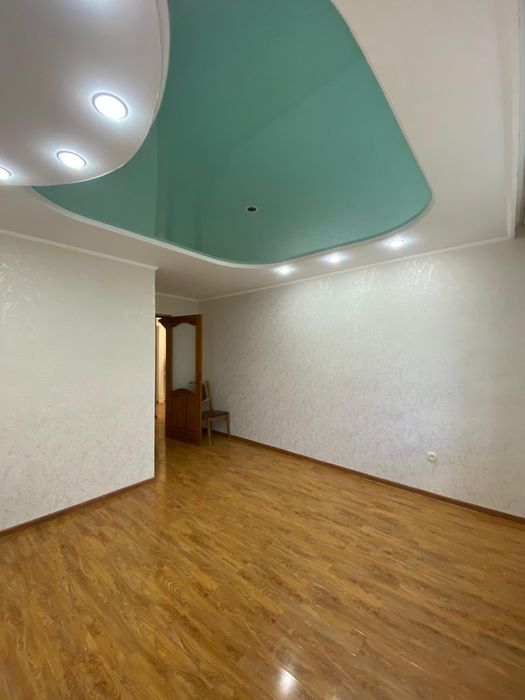 Продам 2-ком в центре
