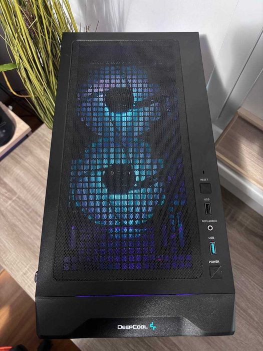 Геймърски компютър Ryzen 5600X/RX6600 8GB/16 Ram/500 ssd/1TB HDD/750W