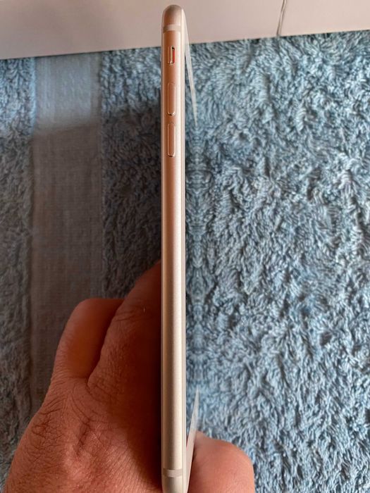 Iphone 8 Plus,Silver,64GB,90% капацитет на батерията