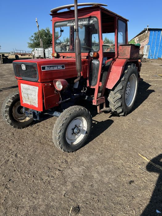 Tractor u 445 complet