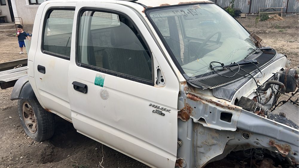 Пикап toyota hilux