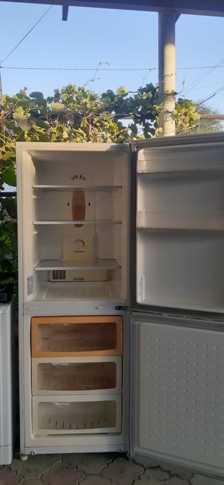 Продам холодильник рабочий