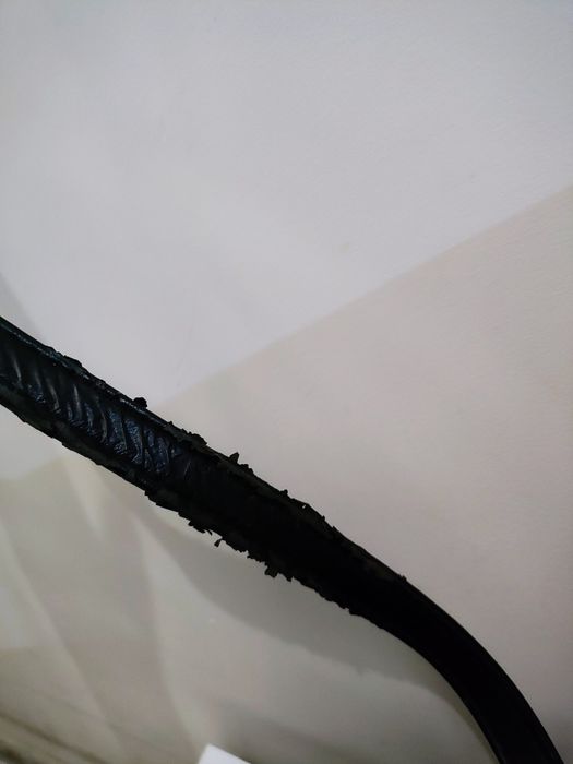 Малка черна чанта