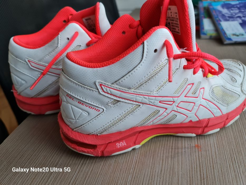 Кецове ASICS Gel-Beyond 5