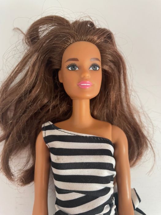Barbie кукла тъмнокожа