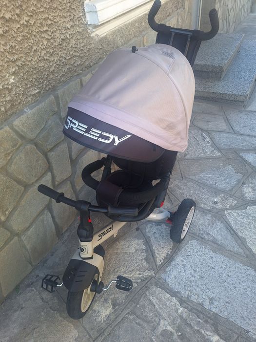 Детска триколка със сенник и въртяща се седалка LORELLI SPEEDY