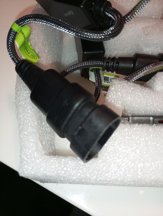 Продавам ЛЕД КРУШКИ МОДЕЛ 9012