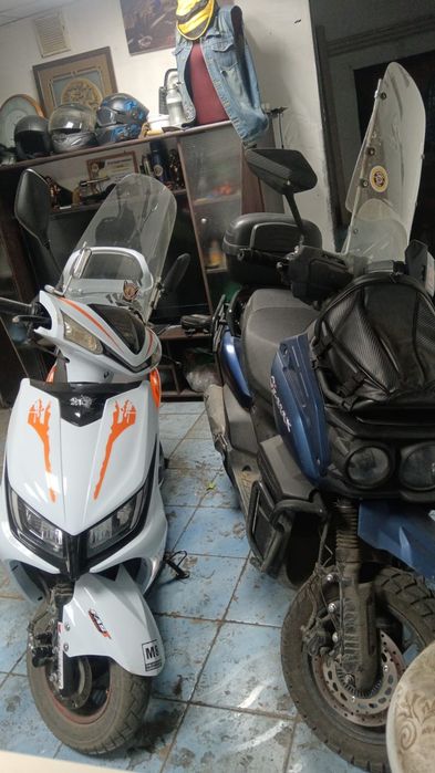 М8  скутер 125 куб