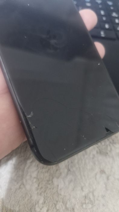 iPhone 11 сатылады