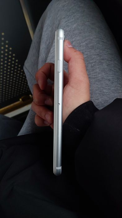iPhone 6s в хорошем состоянии 128гб