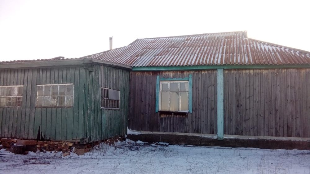 Продам 4-х ком на разбор.