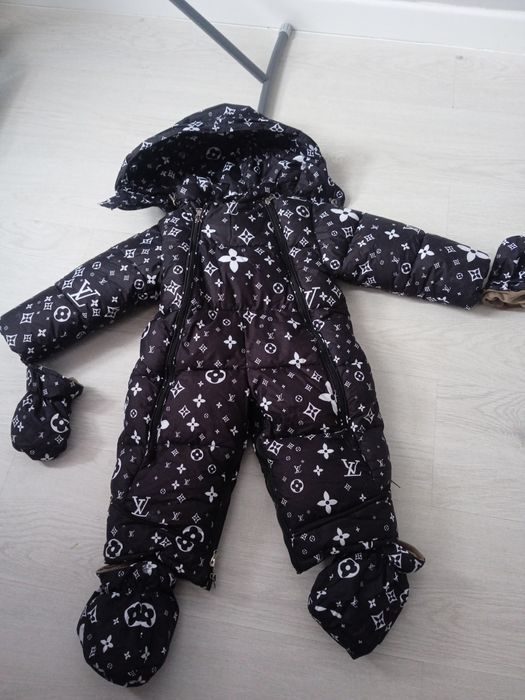 Детский комбинезон