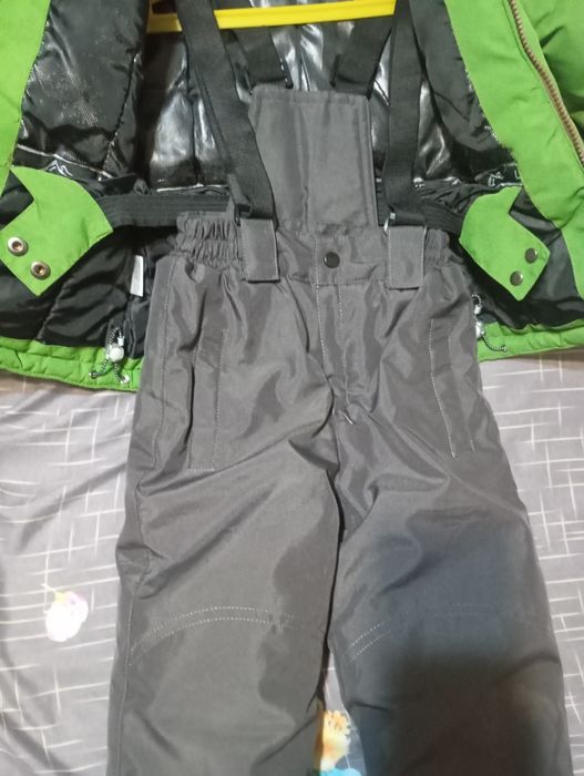 Продам детский зимний комбинезонзон