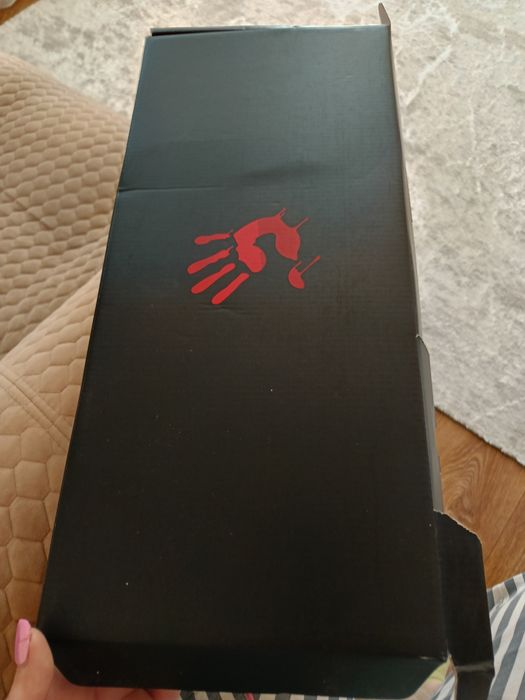 Продам клавиатуру с подсветкой