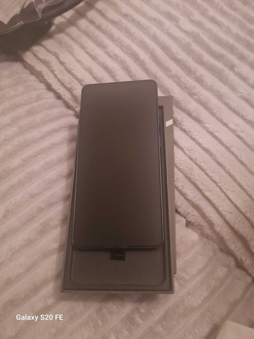 Samsung galaxy s26 ultra256GB
