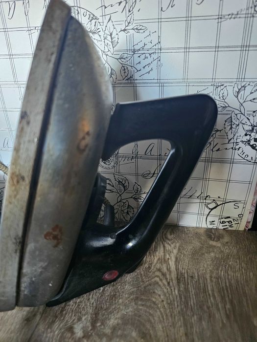 Продам утюг рабочий