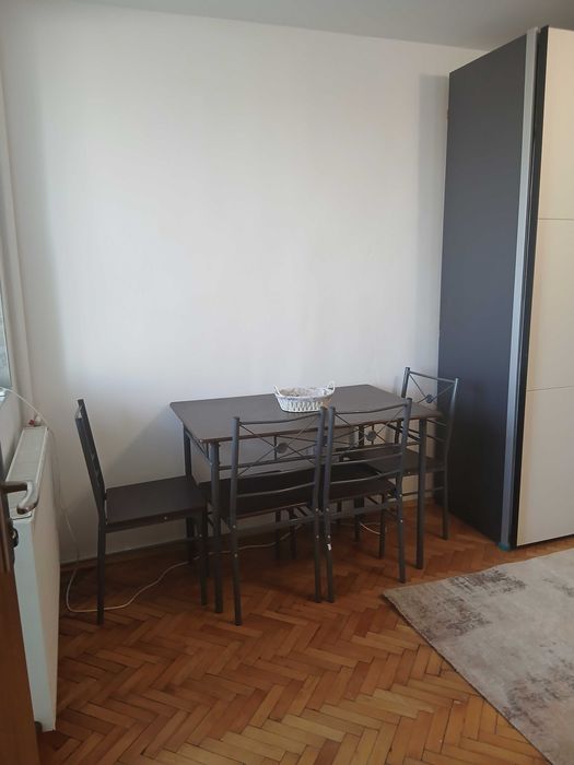 Proprietar inchiriez apartament cu 1 camera
