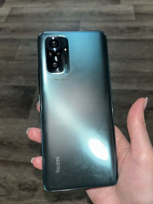 Продаю redmi note 10 pro 64гб памяти