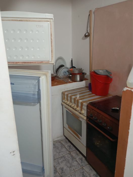 Inchiriez camera de camin