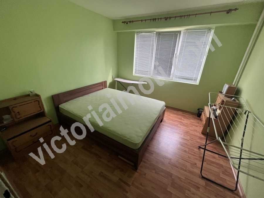 Продава се Тристаен апартамент в Велико Търново, Бузлуджа - 77 кв.м за 1273 €/кв.м - Снимка #1