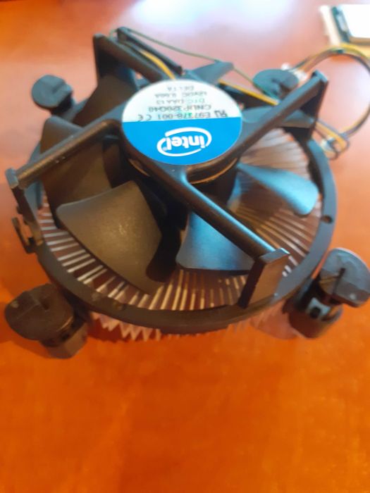 Procesor I5 4440 + cooler stock