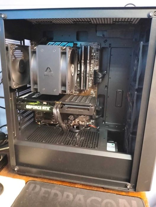 Настолен компютър Стелт (Stealth)