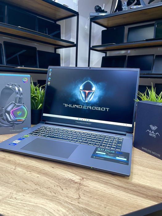 Thunderobot 911 Plus SD — мощный игровой ноутбук 17.3”
