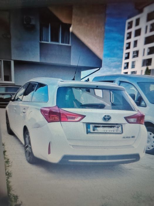 TOYOTA Auris 2015 — imagine 2