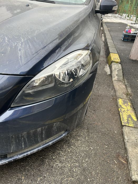 Polish faruri polimer faruri auto