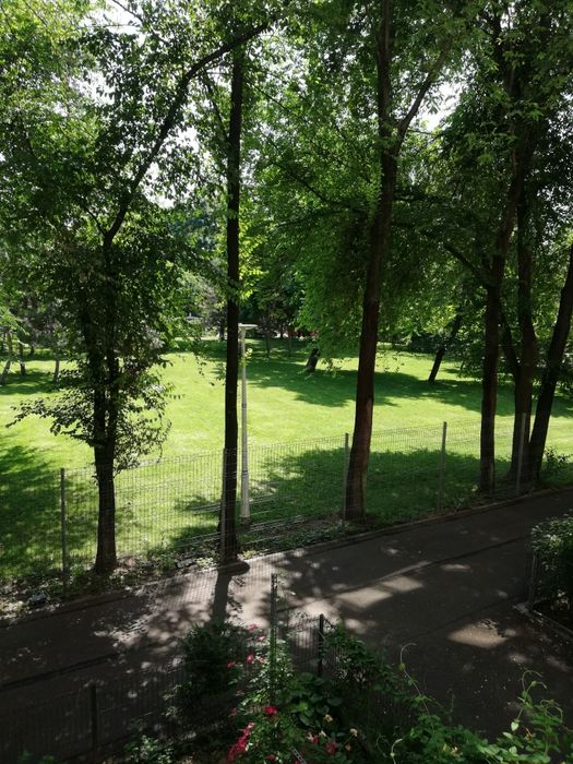 Inchiriez apartament cochet Bd. Constructorilor Crângași zona verde
