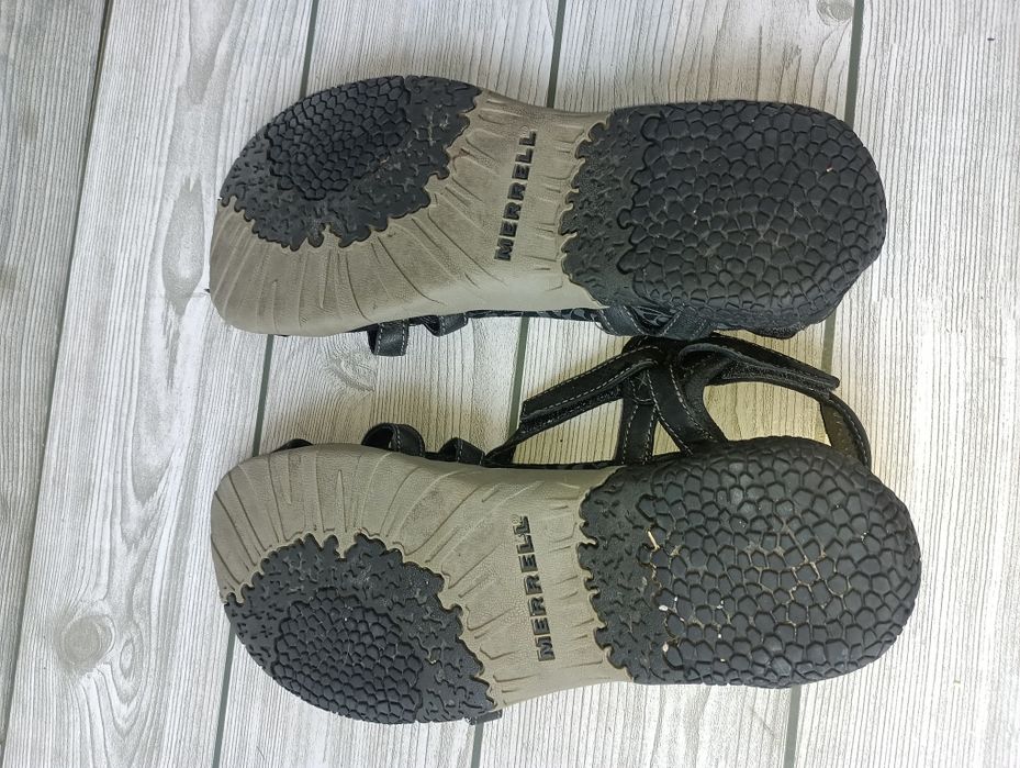 Merrell кожени сандали N 39