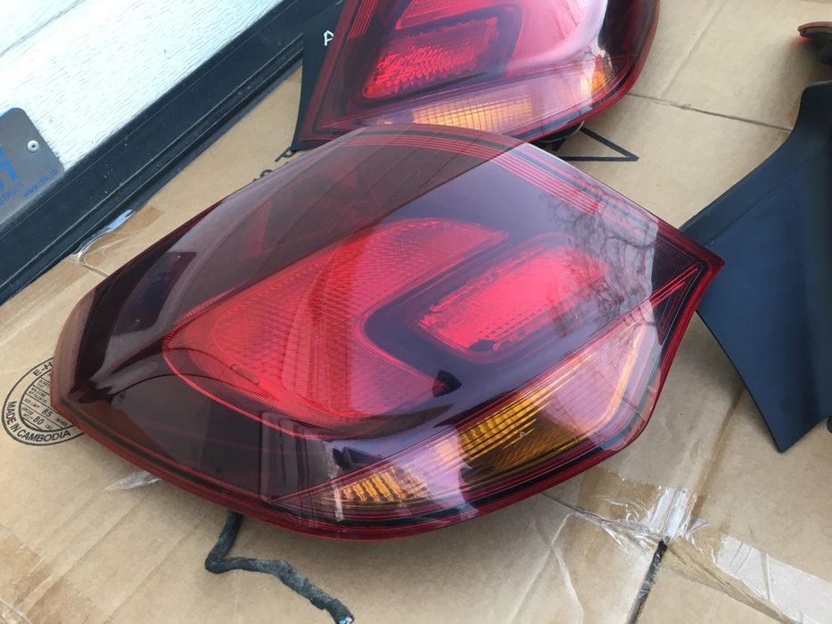 Triple/Stopuri Opel Astra J Hatchback. 2009-2014. Volan stinga.