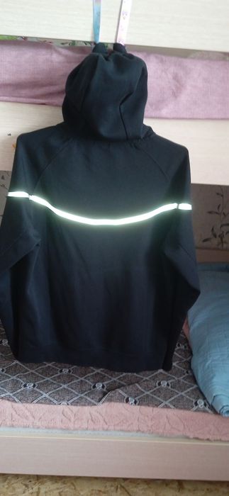 Nike tech fleece reflective