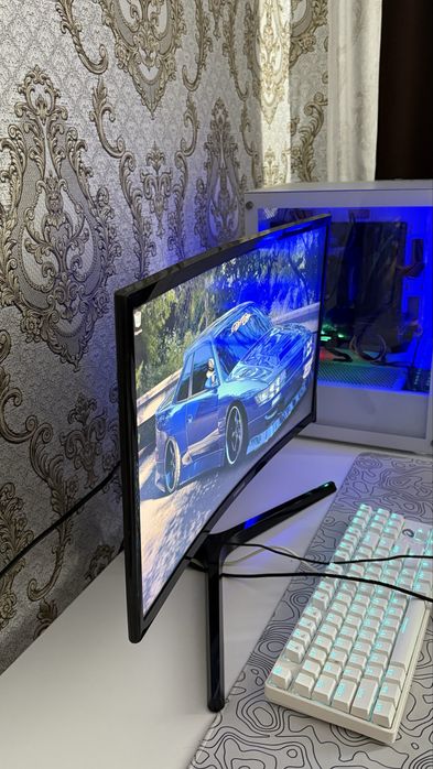 Монитор SAMSUNG 144HZ