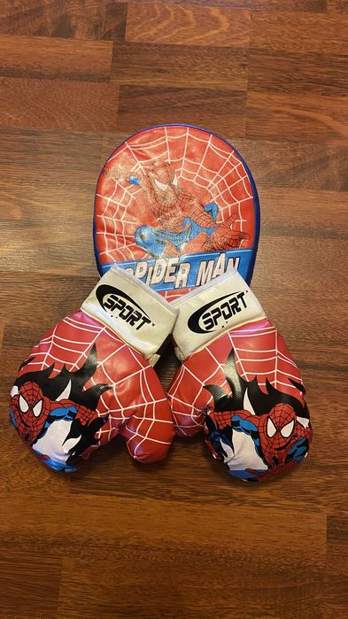 Детские боксерские перчатки