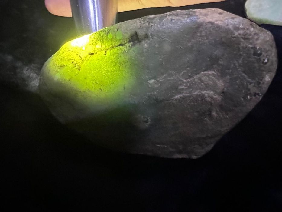 Жадеит 玉 речной 500гр