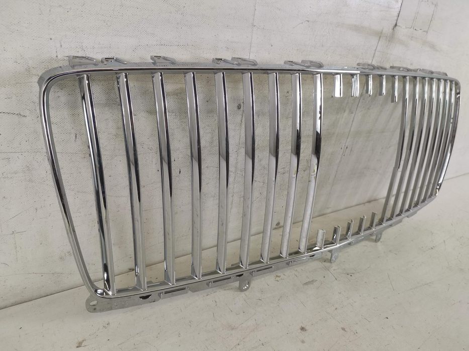 Хромиран Орнамент за Радиаторна Решетка Бентли Бентайга 1 - Оригинален