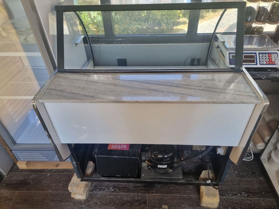 Два холодильника