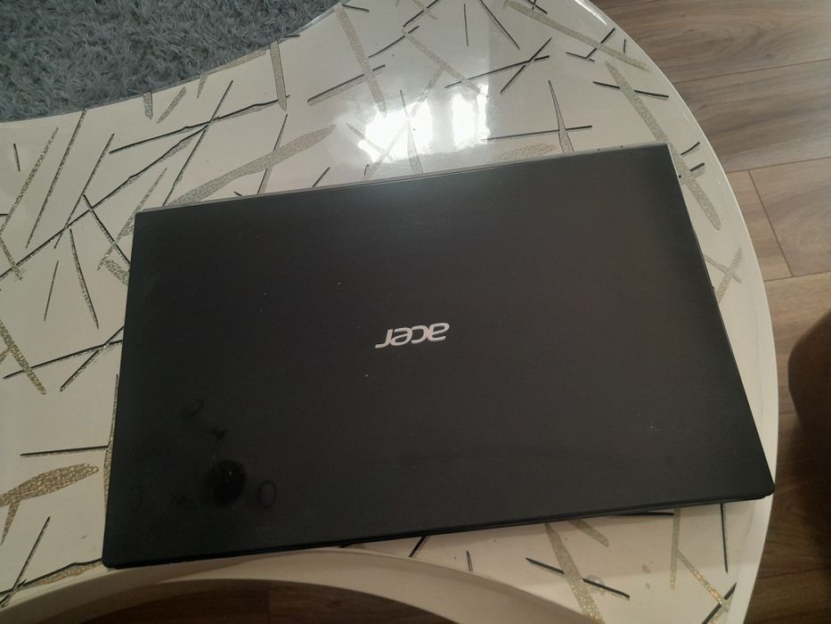 Leptop Acer aspire
