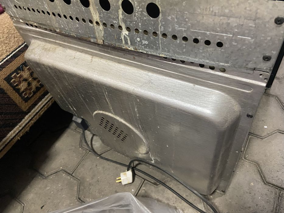 Встраиваемый духовой шкаф