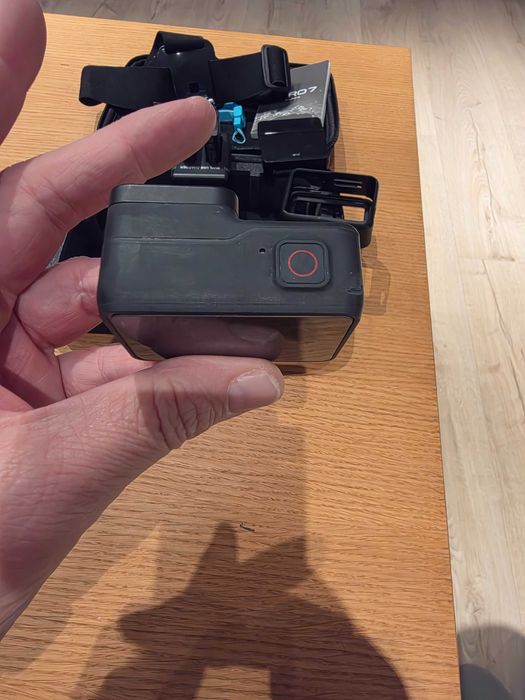 Продавам GoPro hero 7 black