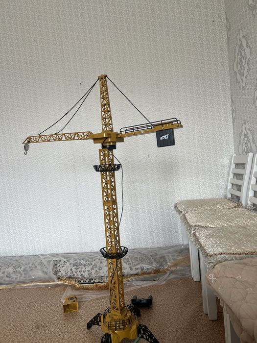 Продам Игрушку кран