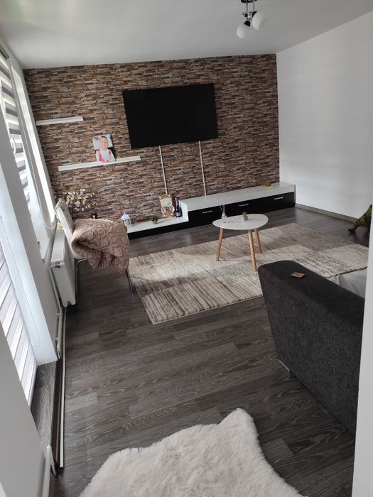 Vând casa zona Faget