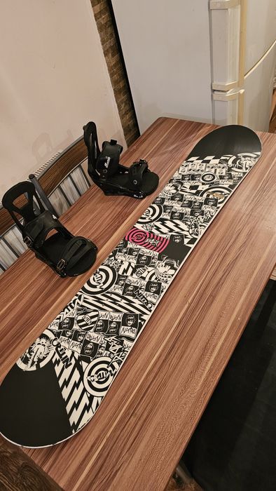 Placa Snowboard Burton Ripper 137 cu Legaturi Burton Custom S