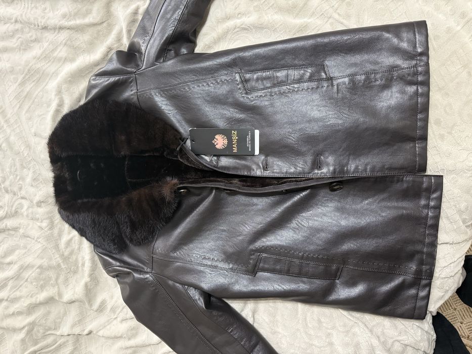 Новая кожаная дубленка с норковым воротником