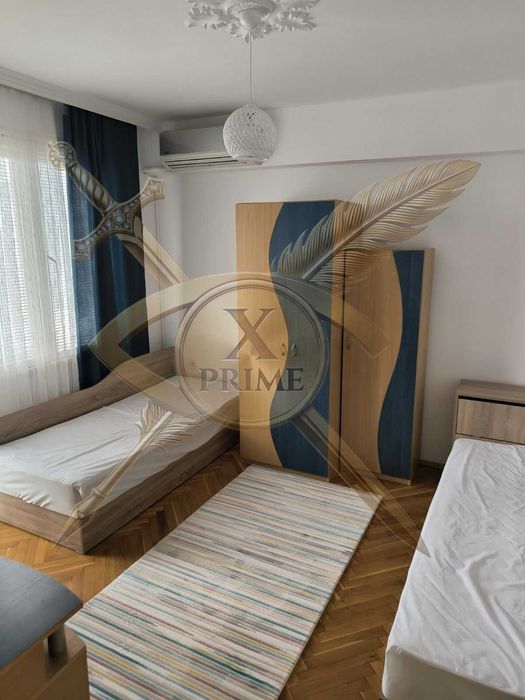 Тристаен апартамент в Колхозен Пазар! 2408922